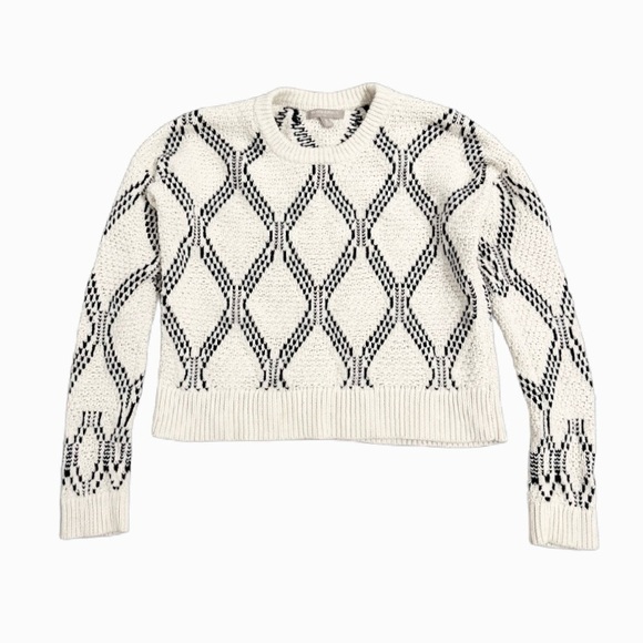 Banana Republic Sweaters - Banana Republic Cream and Black Diamond Pattern Crew Neck Sweater